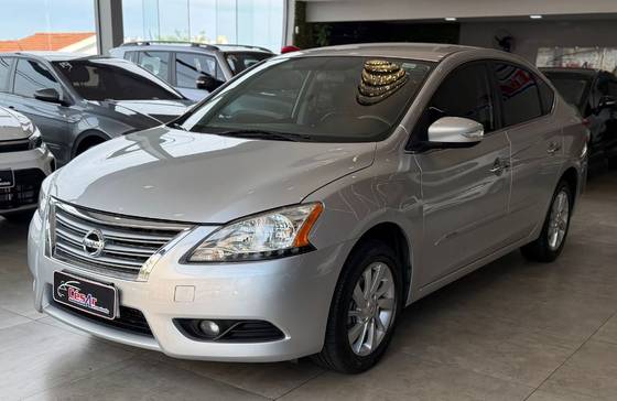 NISSAN SENTRA 2.0 SV 16V FLEX 4P AUTOMÁTICO NISSAN SENTRA 2.0 SV 16V FLEX 4P AUTOMÁTICO